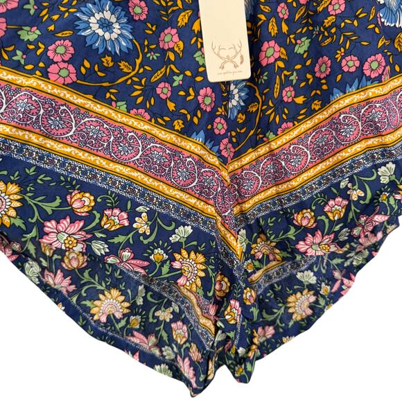 Spell Designs Folk Town Shorts Navy Blue Floral Boho Size Medium NWT - Picture 5 of 11